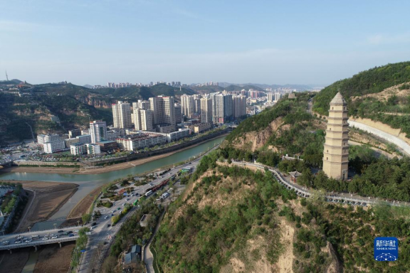 牢记初心使命的政治宣言——《中共中央关于党的百年奋斗重大成就和历史经验的决议》诞生记762.png